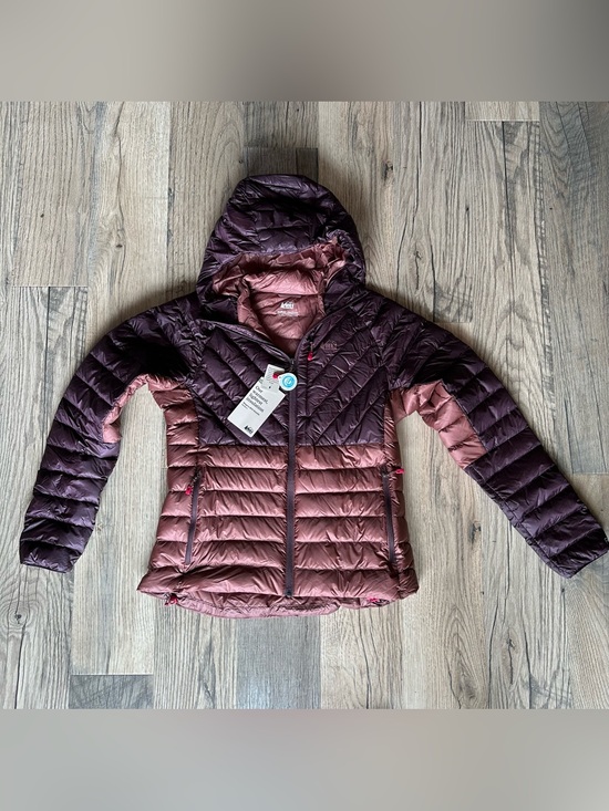 REI Jackets & Blazers - NWT REI Two-Tone Women's Hooded Puffy Jacket - Plum & Dusty Rose
